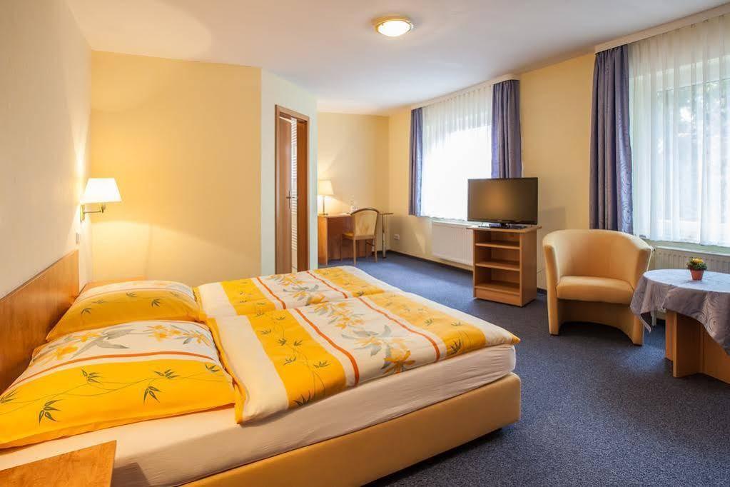 Hotel-Restaurant Zur Linde Altenmedingen Eksteriør bilde