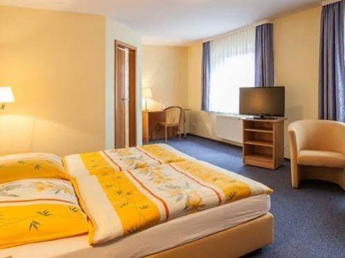 Hotel-Restaurant Zur Linde Altenmedingen Eksteriør bilde